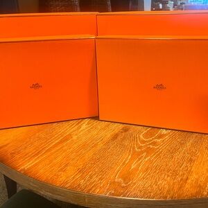 Hermès Vibrant Orange Box used like new